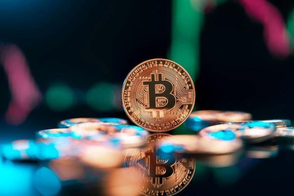 تغییر جزیی قیمت بیت کوین و اتریوم تغییر جزیی قیمت بیت کوین و اتریوم